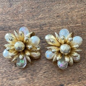 Vintage Beaded Clip-On Earrings Gold Cream Sparkly